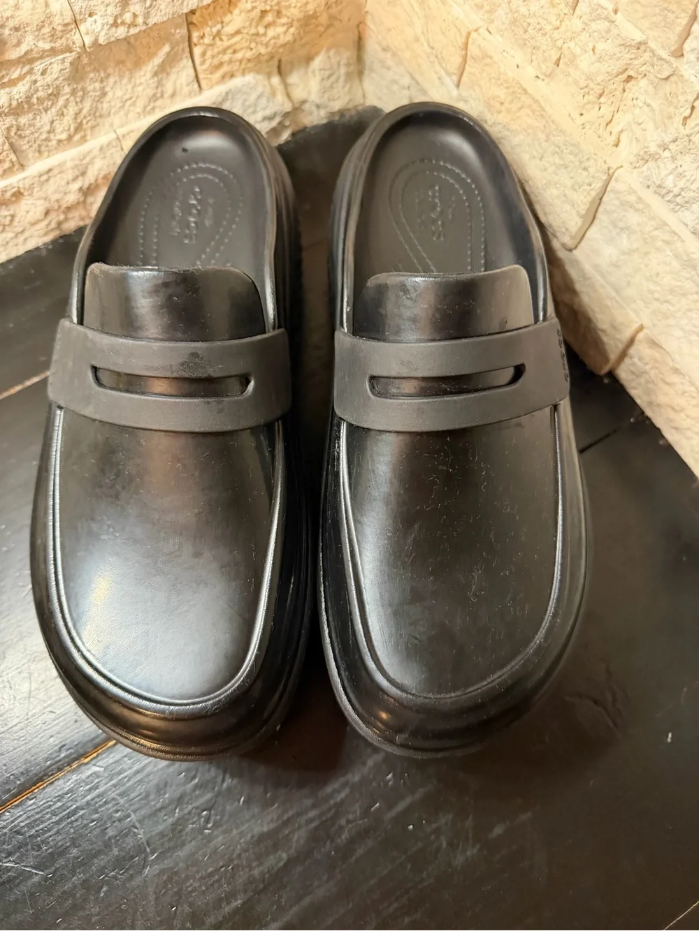 CROCS gloss platform